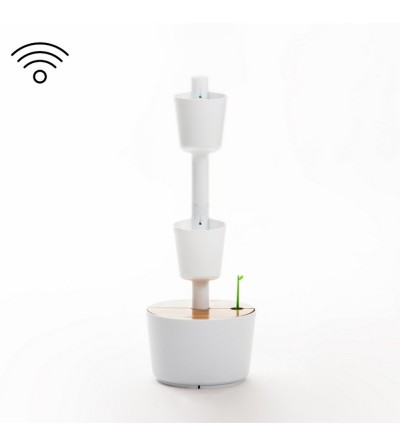 WIFI self-watering vertical planter