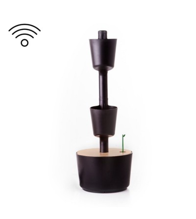 WIFI self-watering vertical planter