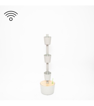 WIFI self-watering vertical planter