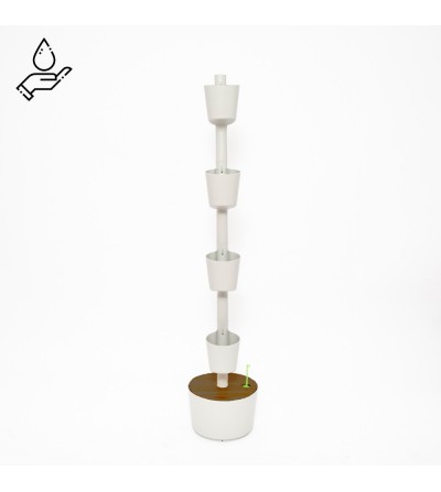 Manual watering vertical planter