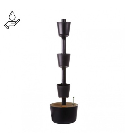 Manual watering vertical planter