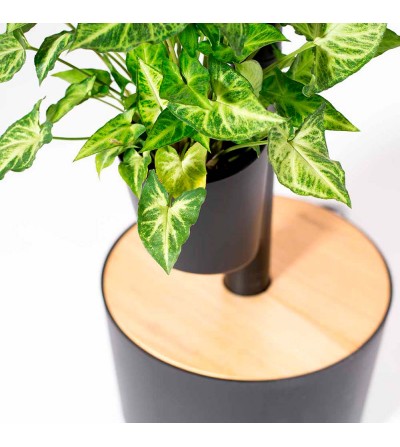 CitySens black vertical planter