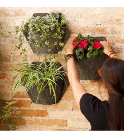 Wall planters with textile cover